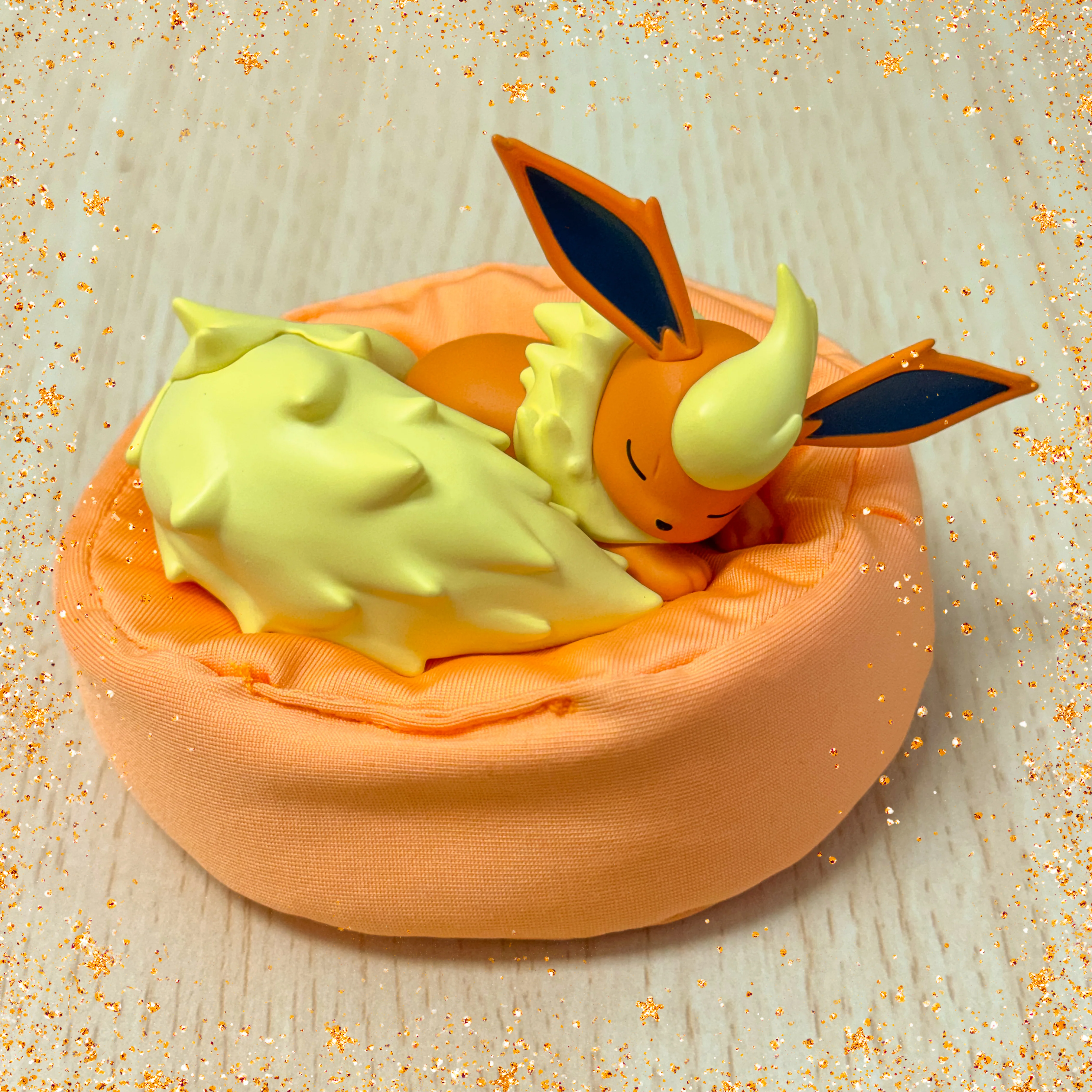 Pokemon Eeveelutions Sleeping Pose Figure - Image 6